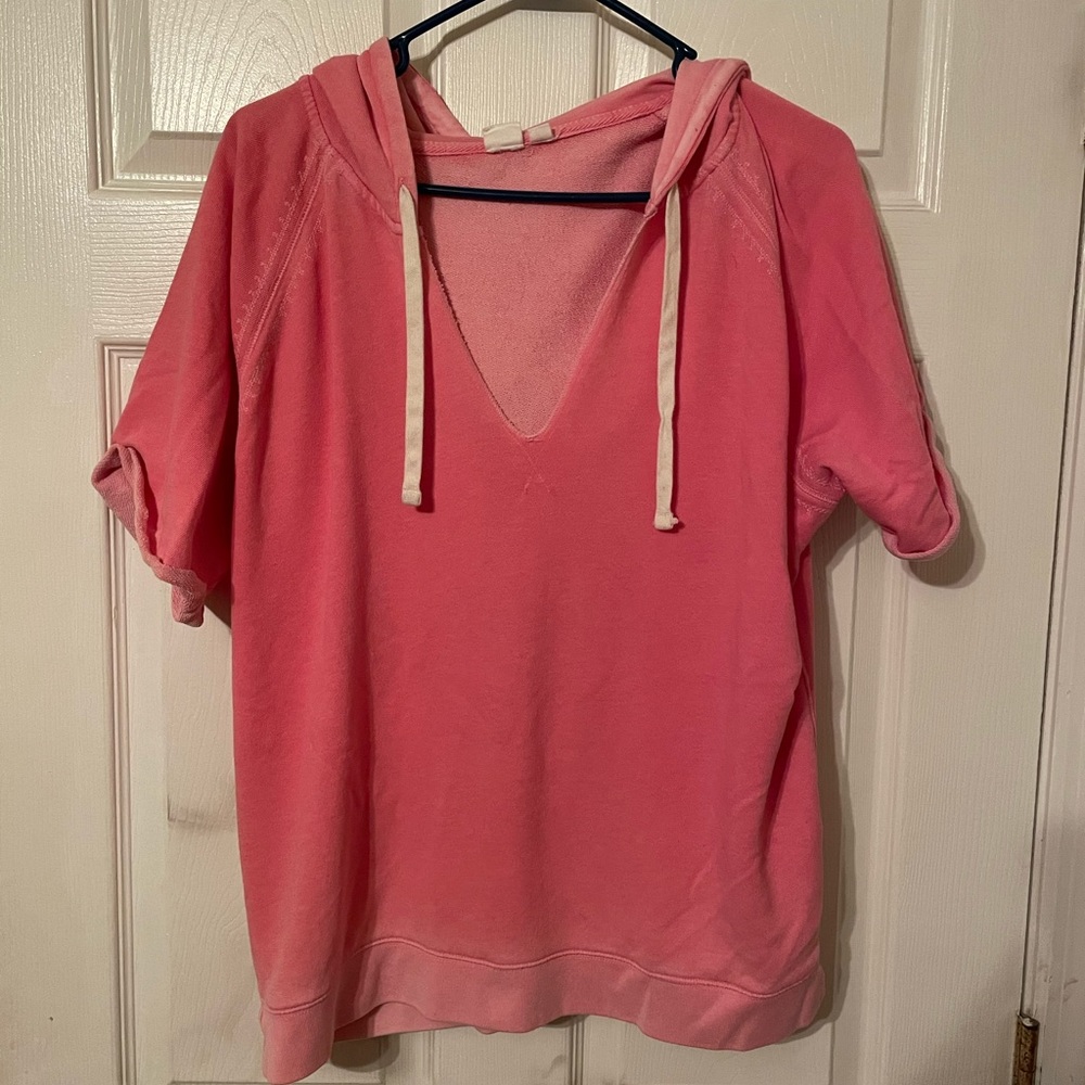 Short sleeve Gap sweatshirt